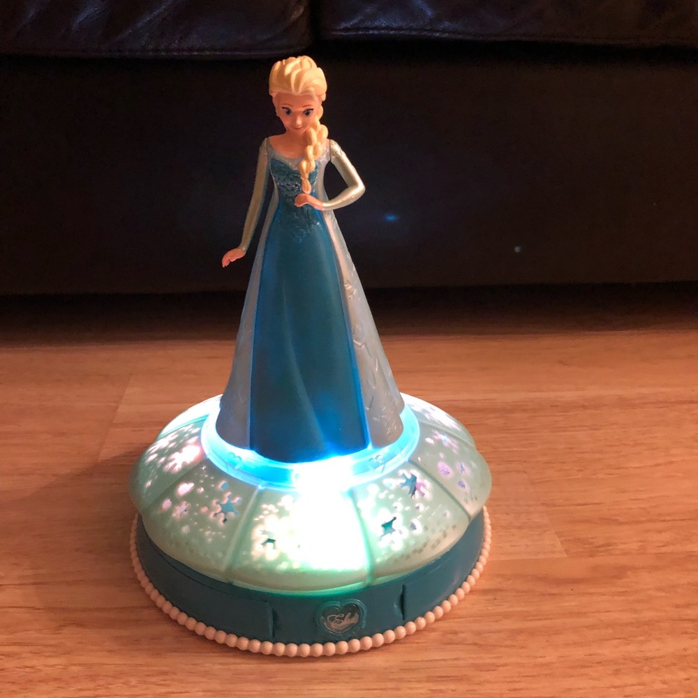 Frozen Elsa light Room